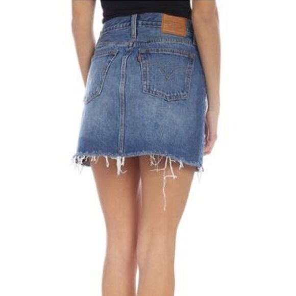 LEVI’S Y2K Deconstructed Cotton Cut Off Denim Mini Skirt Blue 24 - Picture 5 of 6